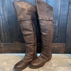 Anna Faux Leather Knee High Brown Boots, Womens Size 9